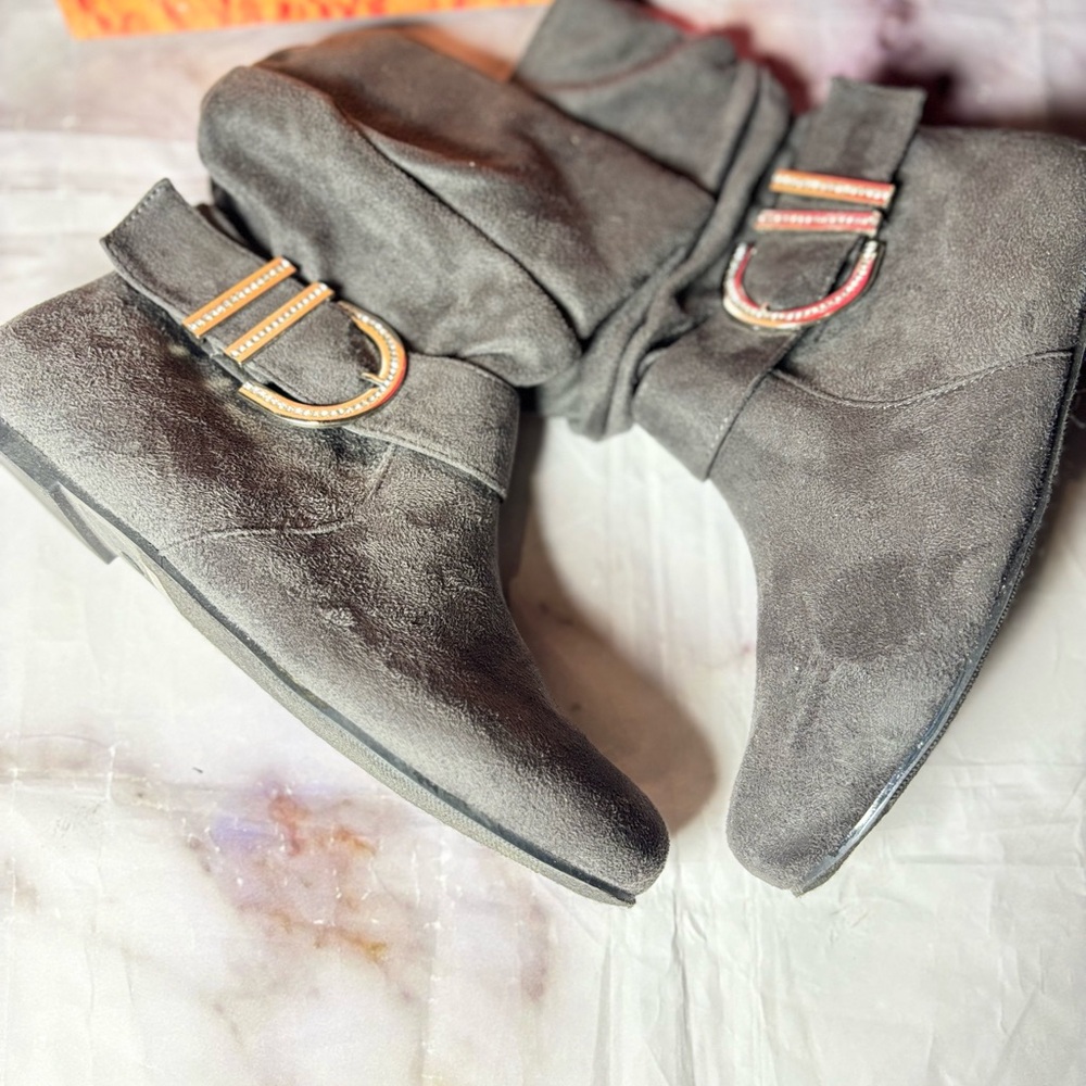 Chic Gray Women's Ankle Boots